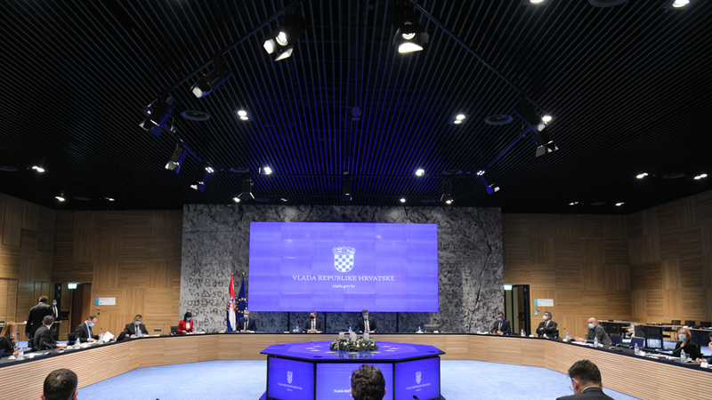 Plenković: Sve aktivnosti za uvođenje eura teku prema planovima, koristi za gospodarstvo i građane velike